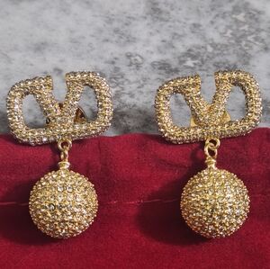 Valentino Garavani Gold-Tone Crystal Drop Earrings✨️